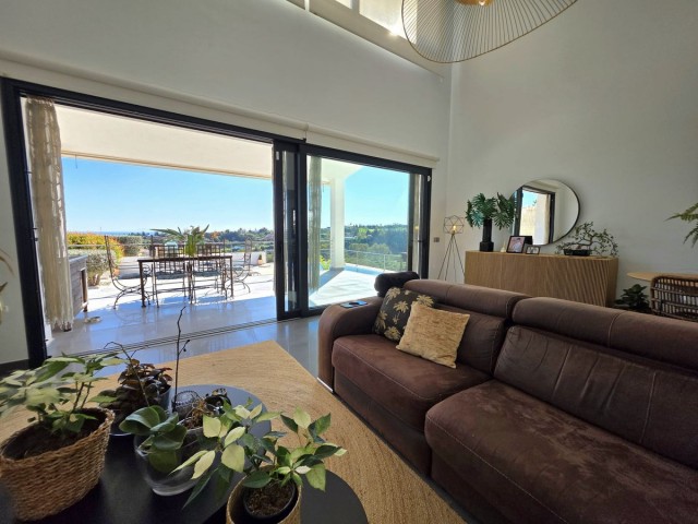 4 Soveroms Villa i Estepona