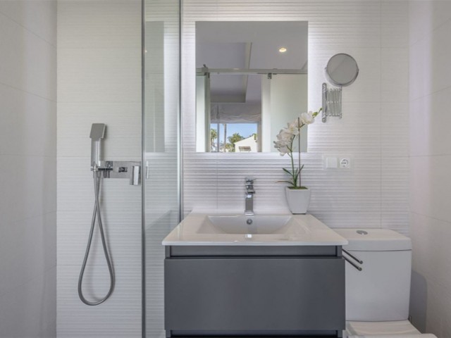 3 Makuuhuoneen Huoneisto Costalita