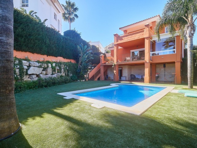 Villa avec 3 Chambres  à Mijas