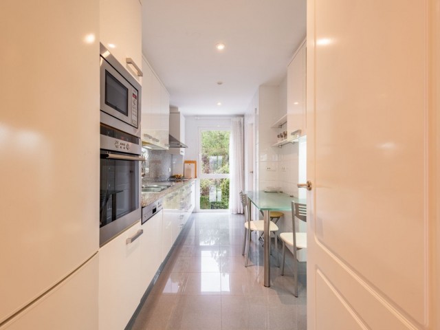 3 Bedrooms Apartment in Nueva Andalucía