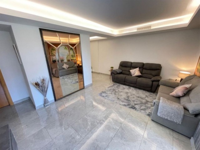 3 Bedrooms Apartment in Marbella