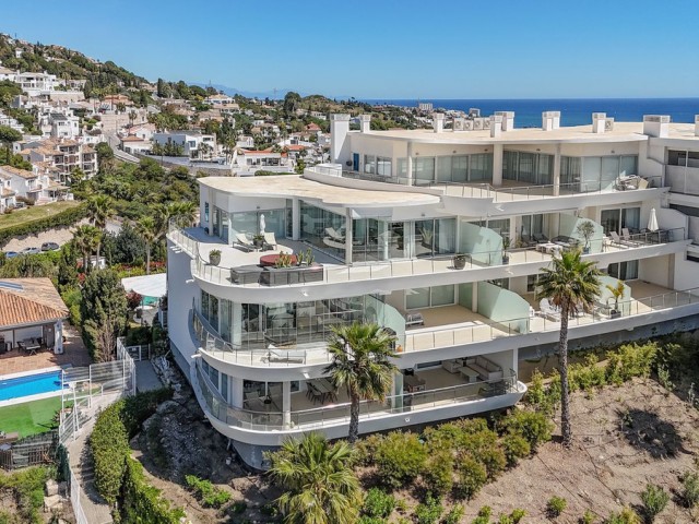 2 Sovrums Lägenhet i Benalmadena