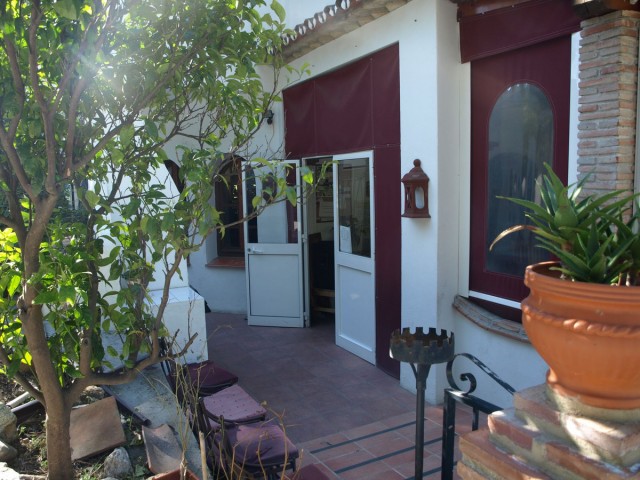 Liikekiinteistö Mijas