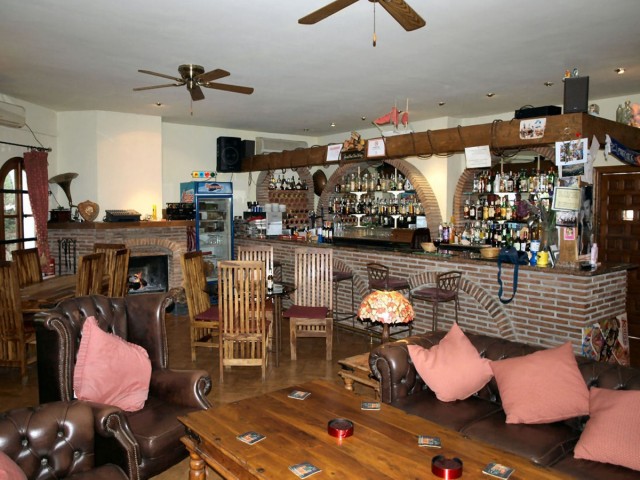 Liikekiinteistö Mijas