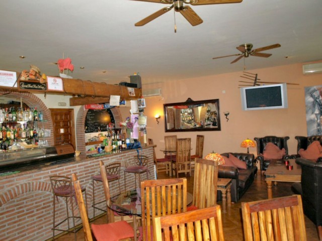 Liikekiinteistö Mijas