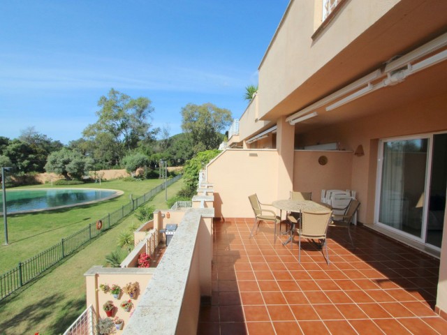 2 Bedrooms Apartment in Elviria