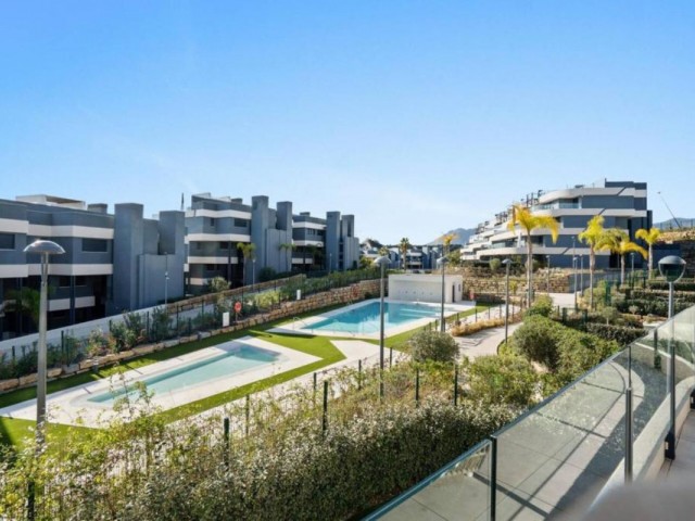 3 Bedrooms Apartment in Selwo