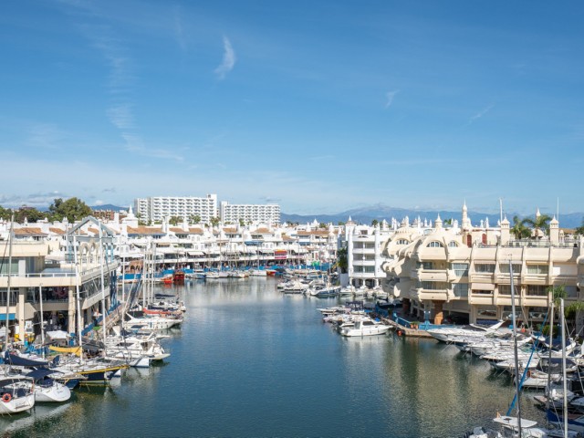 3 Bedrooms Apartment in Benalmadena