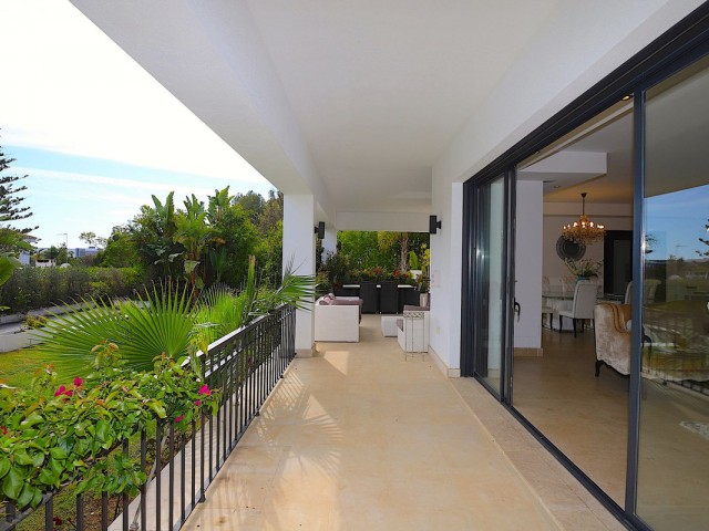 6 Soveroms Villa i Nueva Andalucía