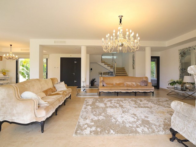 6 Soveroms Villa i Nueva Andalucía