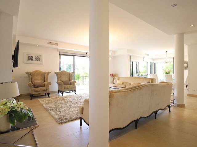 6 Soveroms Villa i Nueva Andalucía