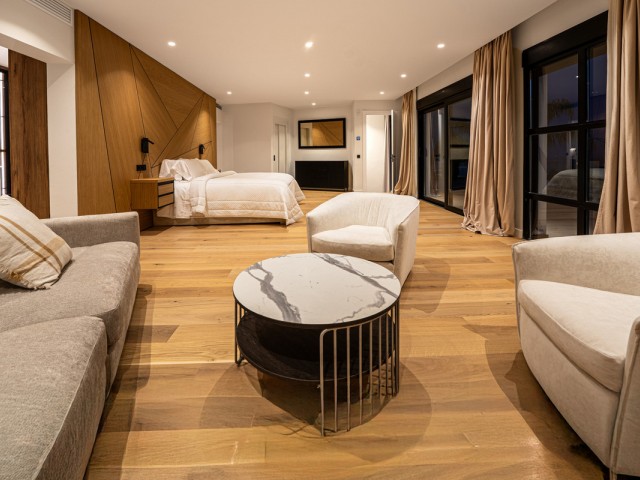 5 Soveroms Villa i Nagüeles