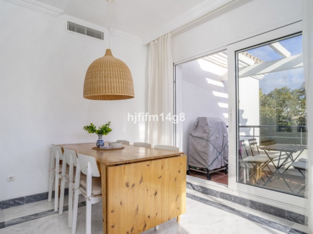 2 Soveroms Leilighet i Nueva Andalucía