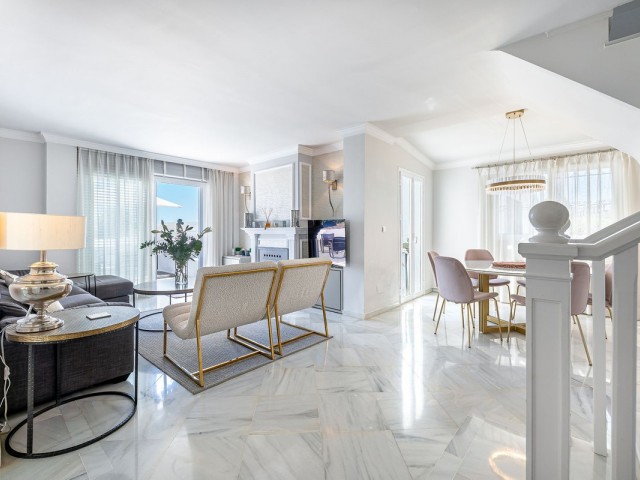 3 Soveroms Rekkehus i Nueva Andalucía