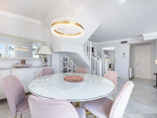 3 Soveroms Rekkehus i Nueva Andalucía