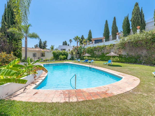 3 Soveroms Rekkehus i Nueva Andalucía