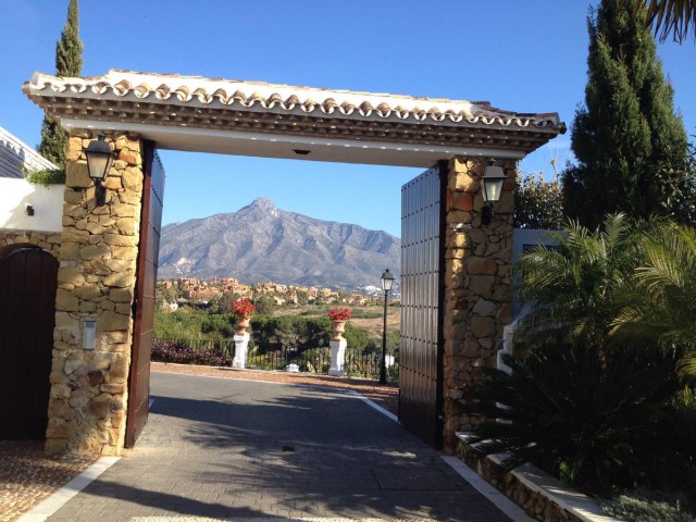 Rivitalo, Nueva Andalucia