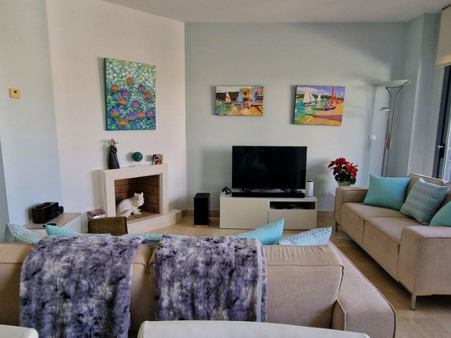 3 Makuuhuoneen Rivitalo Artola