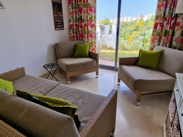 3 Makuuhuoneen Rivitalo Artola