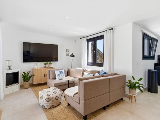 4 Soveroms Rekkehus i Estepona