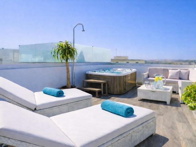 4 Soveroms Rekkehus i Estepona