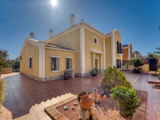 Villa, Guadalmina Alta