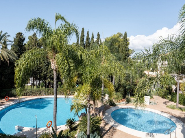 3 Soveroms Leilighet i Nueva Andalucía