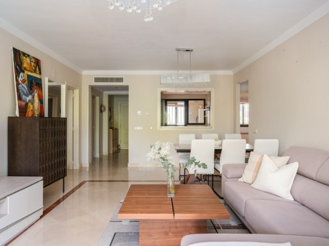 3 Soveroms Leilighet i Nueva Andalucía