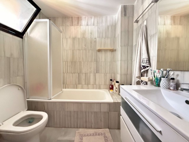 4 Soveroms Rekkehus i Calahonda