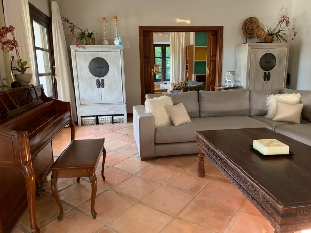 5 Bedrooms Villa in Sierra Blanca