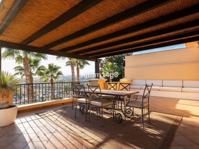 Penthouse in Nueva Andalucía