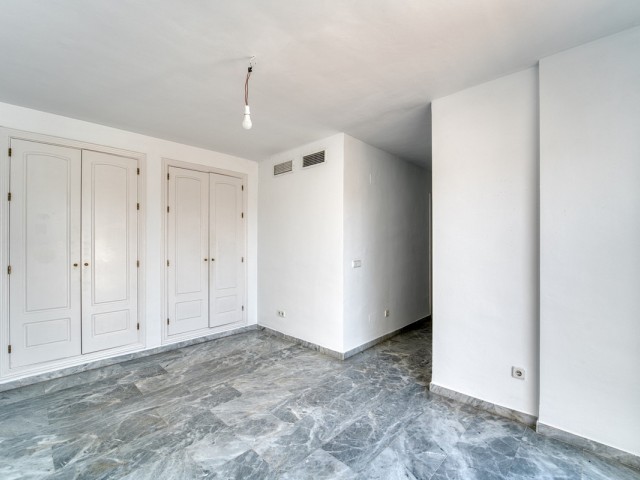 5 Schlafzimmer Apartment in Guadalmina Baja