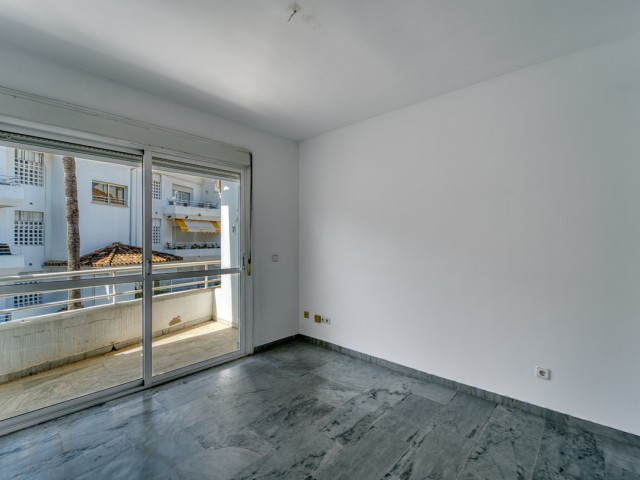 5 Schlafzimmer Apartment in Guadalmina Baja