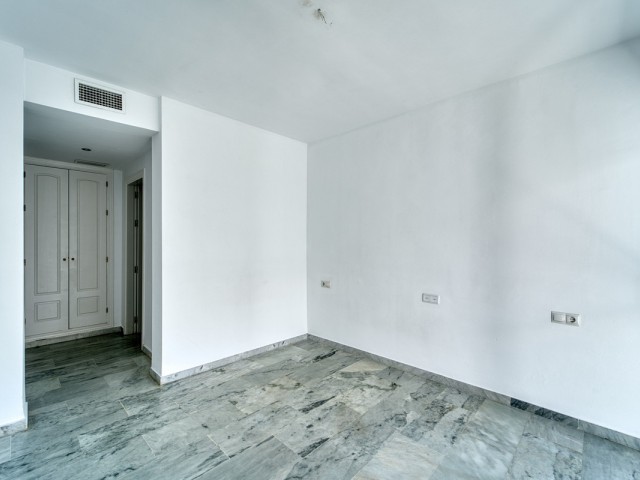 5 Schlafzimmer Apartment in Guadalmina Baja