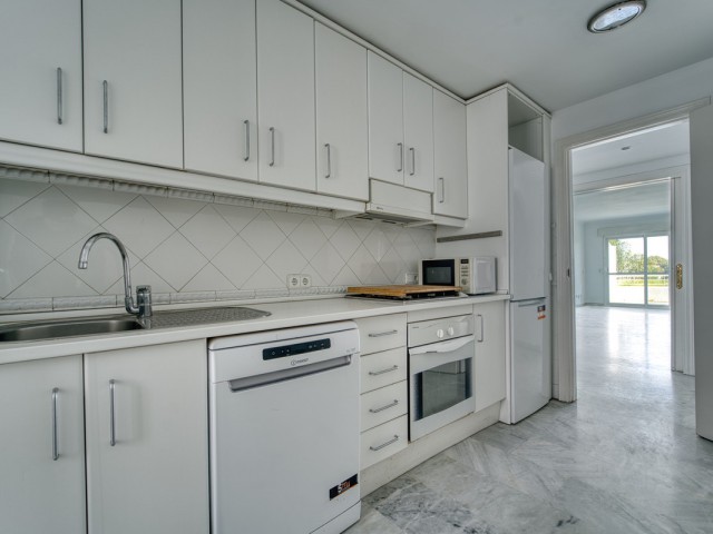 5 Schlafzimmer Apartment in Guadalmina Baja