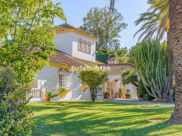 8 Sovrums Villa i Mijas