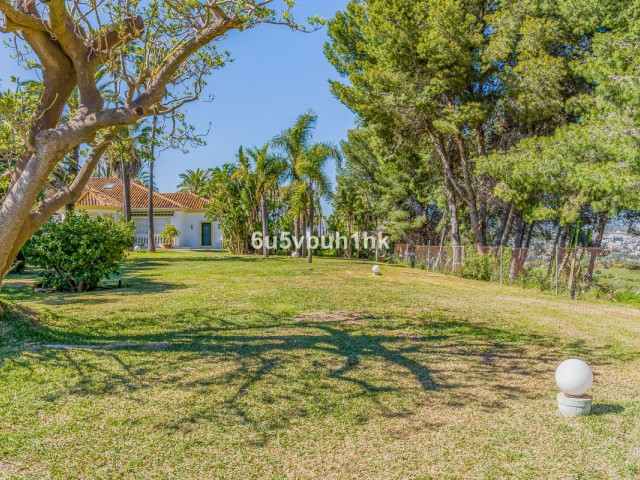 8 Sovrums Villa i Mijas