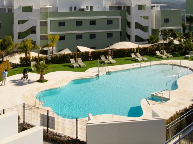 3 Bedrooms Apartment in Calanova Golf