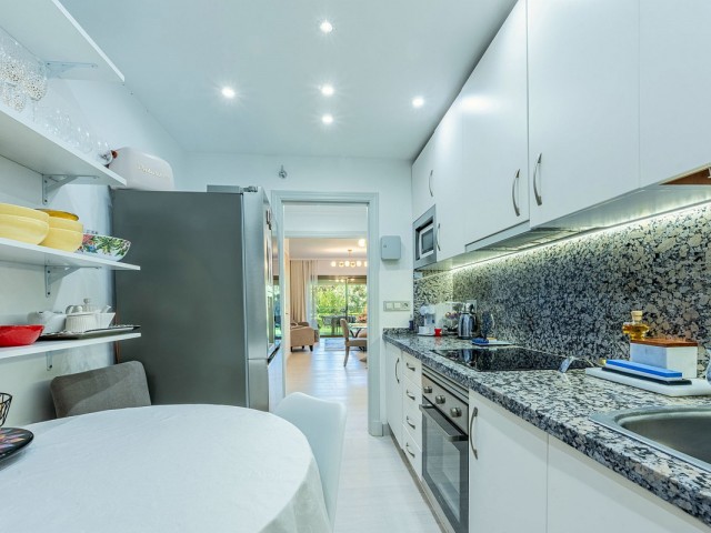 2 Schlafzimmer Apartment in Estepona