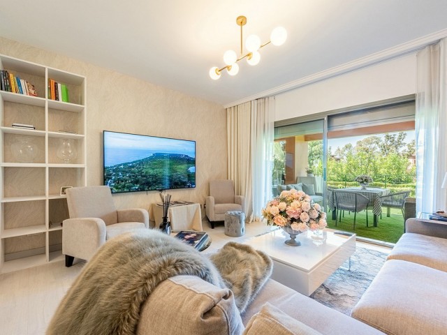 2 Schlafzimmer Apartment in Estepona