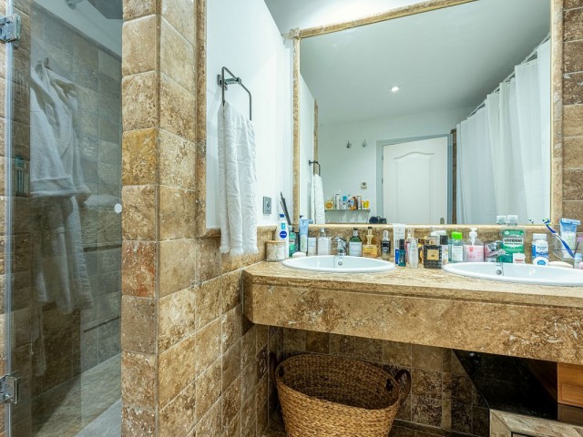 2 Schlafzimmer Apartment in Estepona