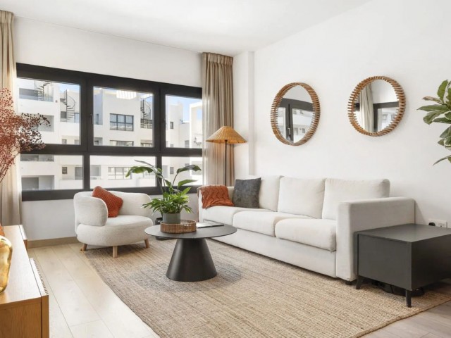 2 Bedrooms Apartment in Estepona