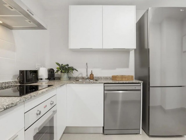 2 Bedrooms Apartment in Estepona