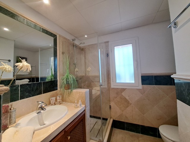 3 Makuuhuoneen Rivitalo San Roque Club