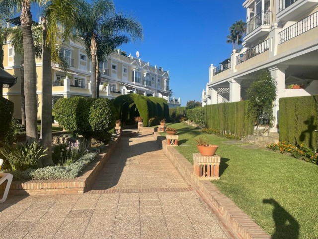 3 Schlafzimmer Apartment in Nueva Andalucía