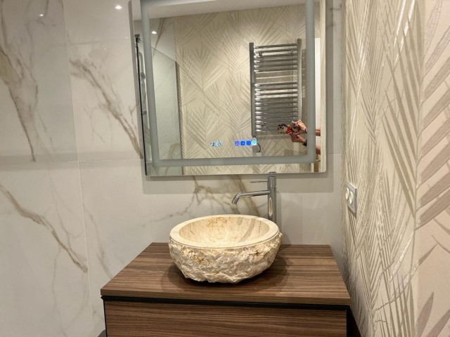 3 Schlafzimmer Apartment in Nueva Andalucía