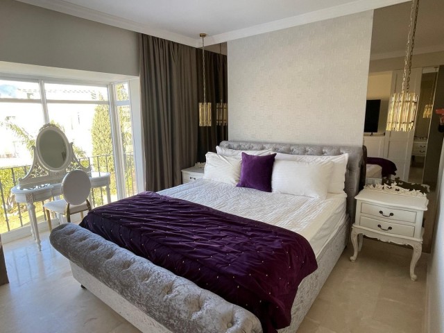 3 Schlafzimmer Apartment in Nueva Andalucía