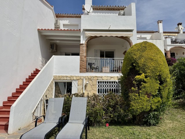 2 Bedrooms Townhouse in Calahonda