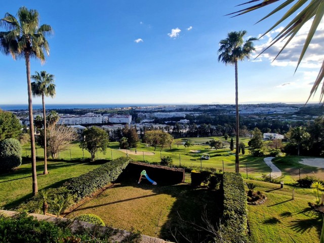 4 Bedrooms Apartment in Marbella