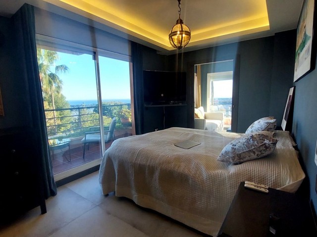 4 Bedrooms Apartment in Marbella